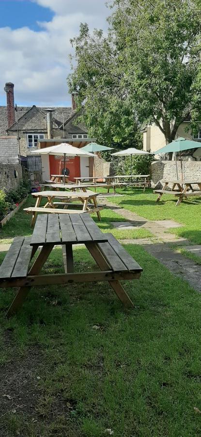 The Swan Hotel Eynsham Exteriör bild